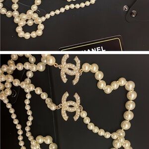 100 anniversary,CHANEL Pearl Necklace with Gold Accents